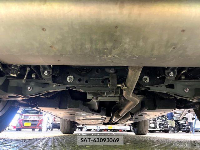 Toyota RAV4 2021-04 8316674-18
