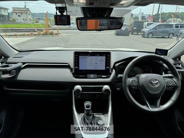 Toyota RAV4 2022-02 8316651-1