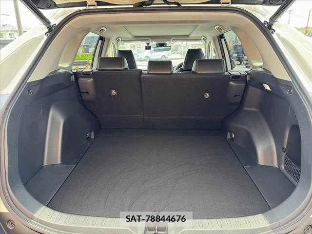 Toyota RAV4 2022-02 8316651-19