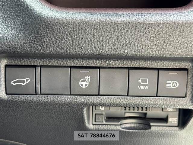 Toyota RAV4 2022-02 8316651-28