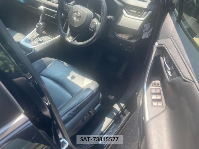 Toyota RAV4 2020-06 8316679-10