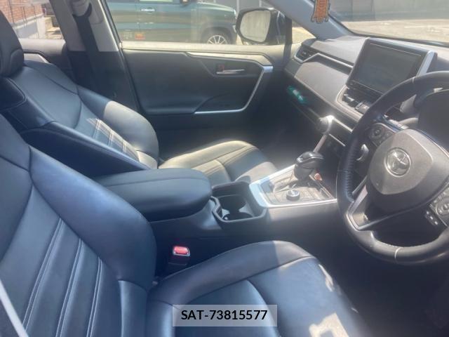 Toyota RAV4 2020-06 8316679-11