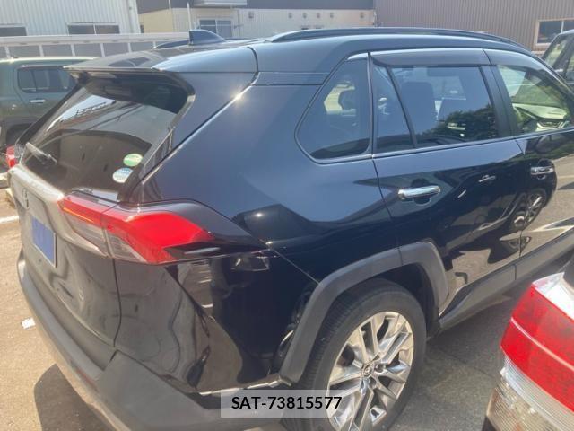 Toyota RAV4 2020-06 8316679-1