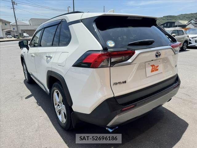Toyota RAV4 2020-06 8316668-12