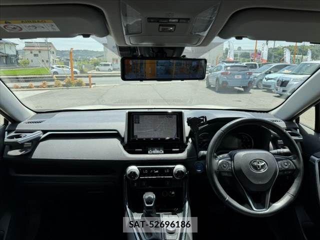 Toyota RAV4 2020-06 8316668-1