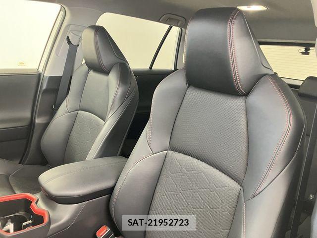 Toyota RAV4 2022-06 8316661-23