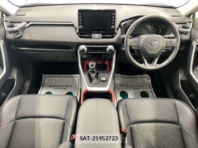Toyota RAV4 2022-06 8316661-27