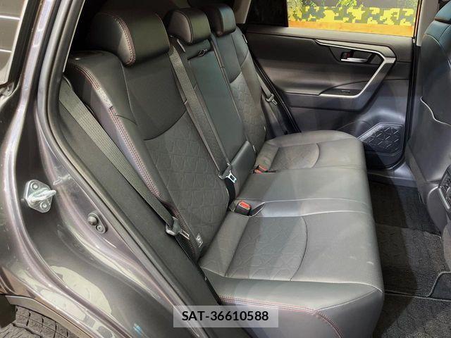 Toyota RAV4 2021-08 8316660-11
