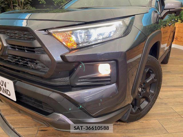 Toyota RAV4 2021-08 8316660-13