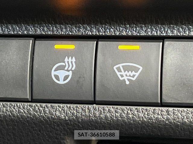 Toyota RAV4 2021-08 8316660-4