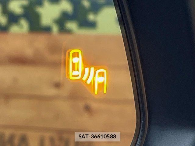 Toyota RAV4 2021-08 8316660-5