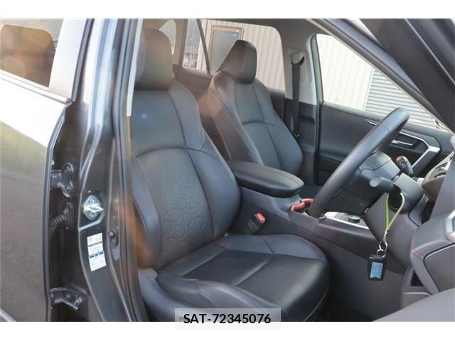 Toyota RAV4 2021-01 8316659-12