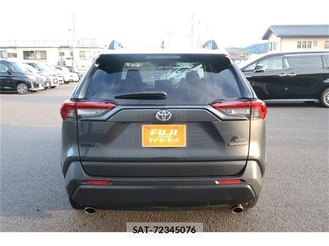 Toyota RAV4 2021-01 8316659-19