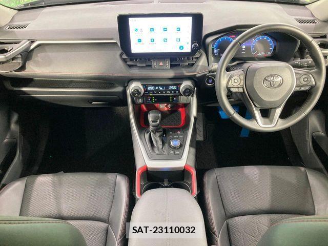 Toyota RAV4 2023-03 8316650-1