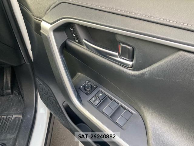 Toyota RAV4 2019-06 8316681-13