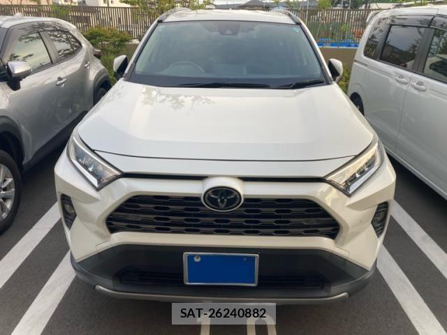 Toyota RAV4 2019-06 8316681-1