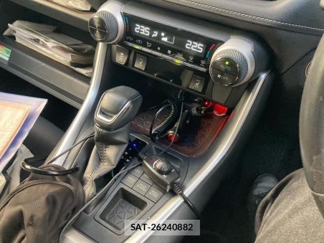 Toyota RAV4 2019-06 8316681-26