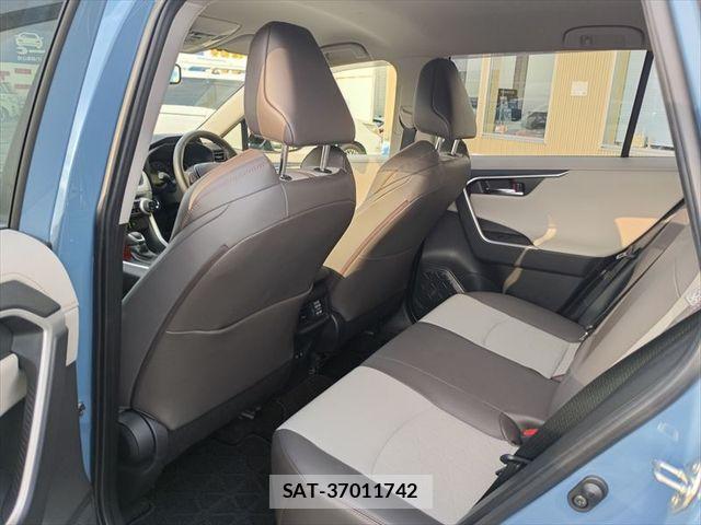 Toyota RAV4 2022-09 8316664-14