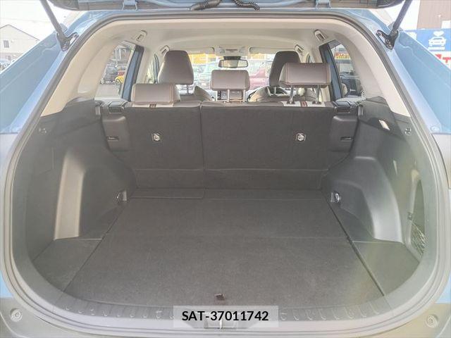 Toyota RAV4 2022-09 8316664-16