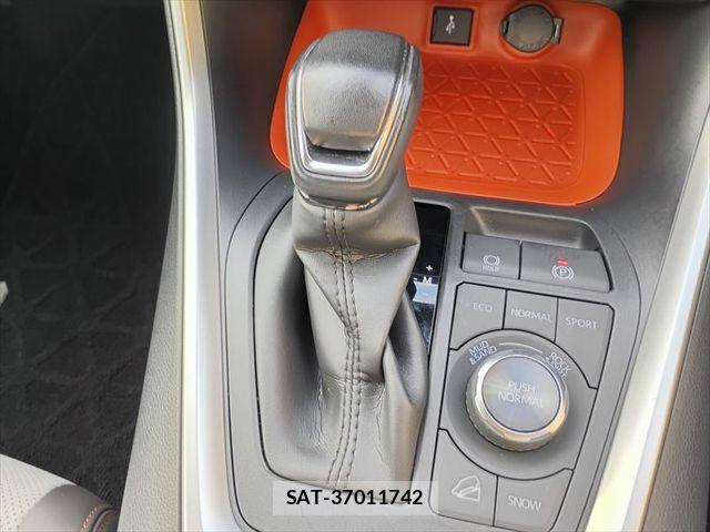 Toyota RAV4 2022-09 8316664-22