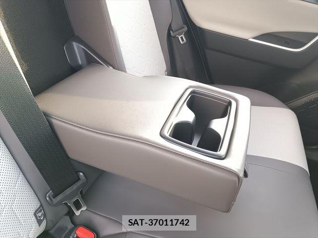 Toyota RAV4 2022-09 8316664-27