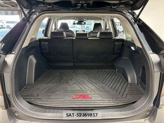 Toyota RAV4 2021-09 8337613-12