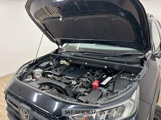 Toyota RAV4 2021-09 8337613-13