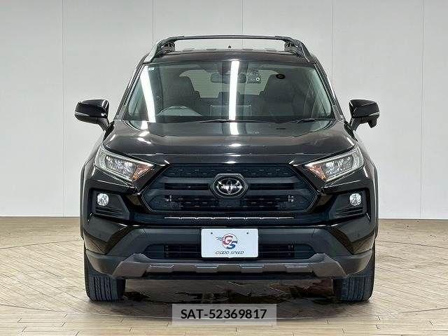 Toyota RAV4 2021-09 8337613-14