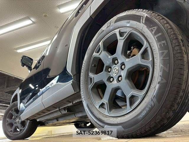 Toyota RAV4 2021-09 8337613-18