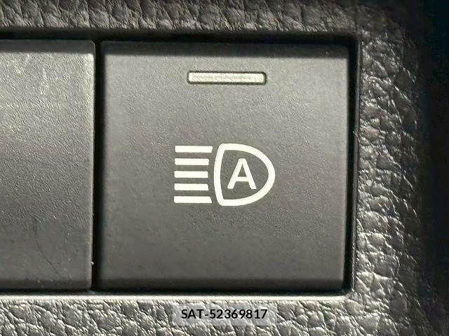 Toyota RAV4 2021-09 8337613-4