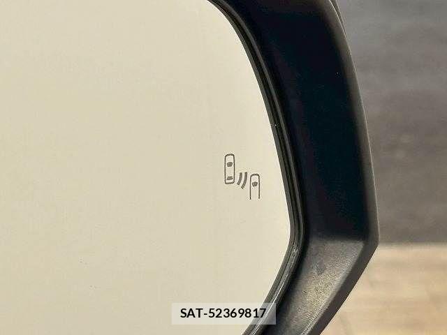 Toyota RAV4 2021-09 8337613-7