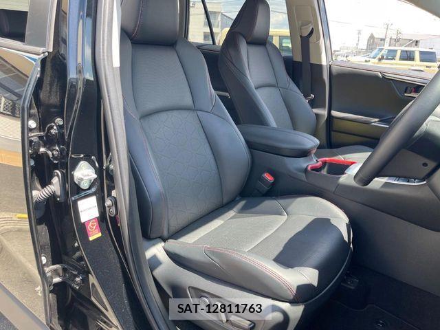 Toyota RAV4 2024-08 8337598-9