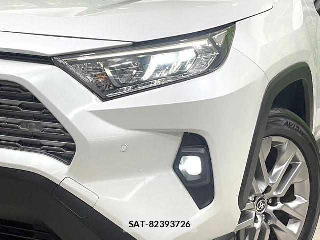 Toyota RAV4 2023-08 8337596-12