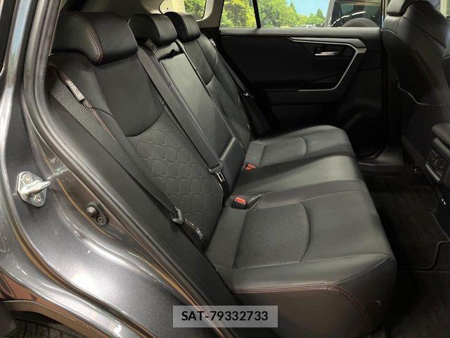 Toyota RAV4 2023-07 8337594-8