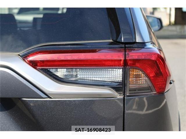Toyota RAV4 2022-12 8337605-12