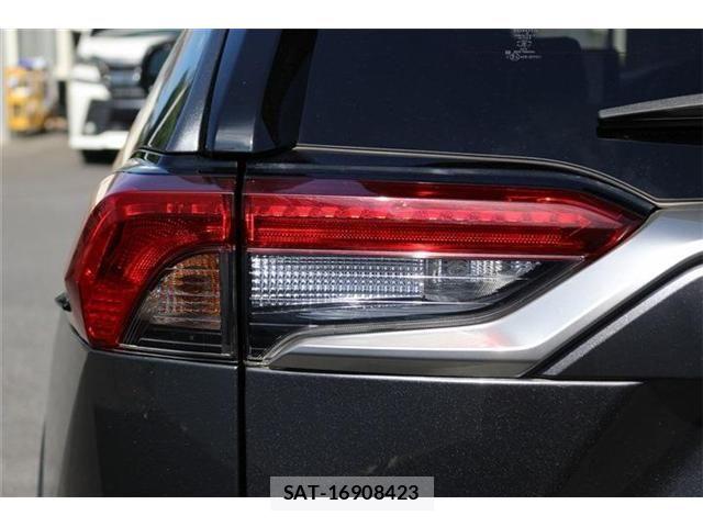 Toyota RAV4 2022-12 8337605-29