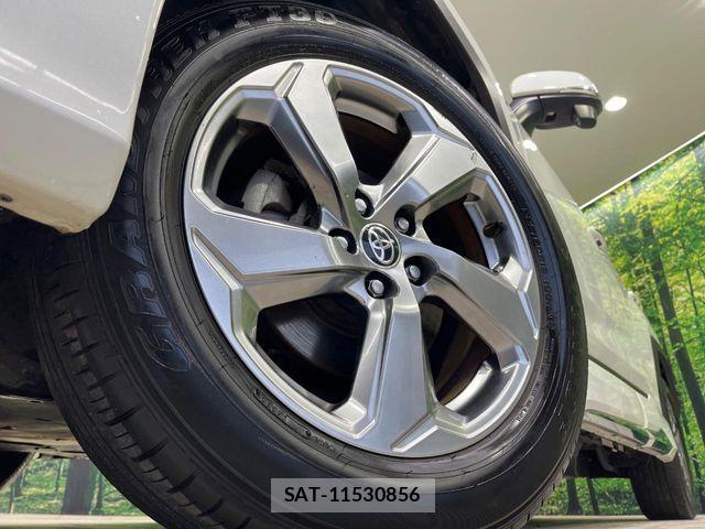 Toyota RAV4 2019-11 8337612-12