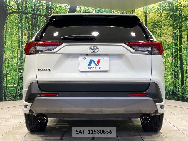 Toyota RAV4 2019-11 8337612-14