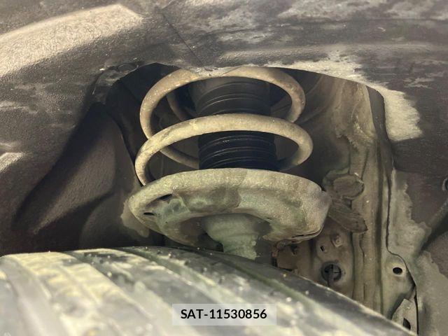 Toyota RAV4 2019-11 8337612-19