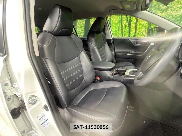 Toyota RAV4 2019-11 8337612-7