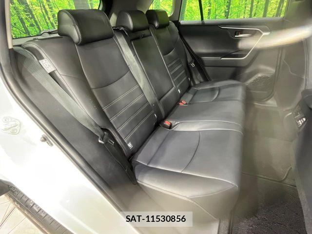 Toyota RAV4 2019-11 8337612-8