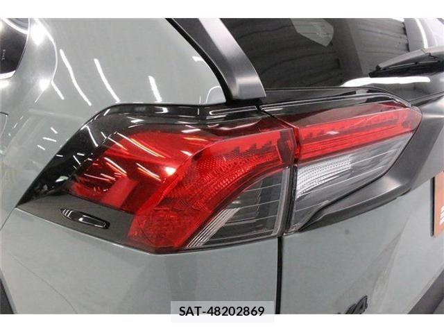 Toyota RAV4 2022-12 8337600-17