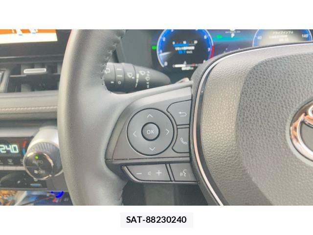 Toyota RAV4 2022-10 8337617-13