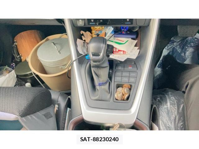 Toyota RAV4 2022-10 8337617-20