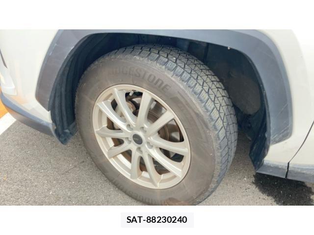 Toyota RAV4 2022-10 8337617-5