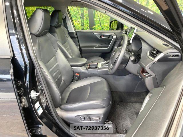 Toyota RAV4 2019-11 8337601-7