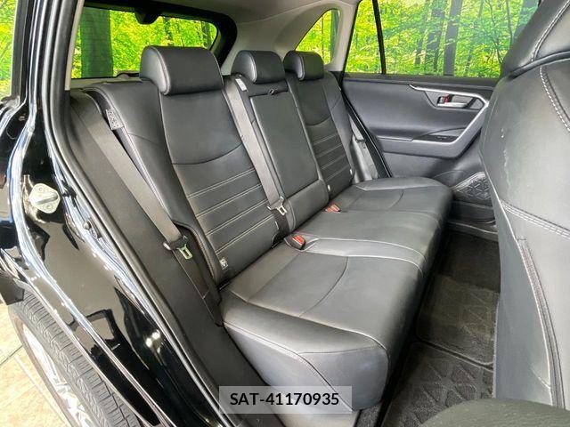 Toyota RAV4 2021-07 8337609-9