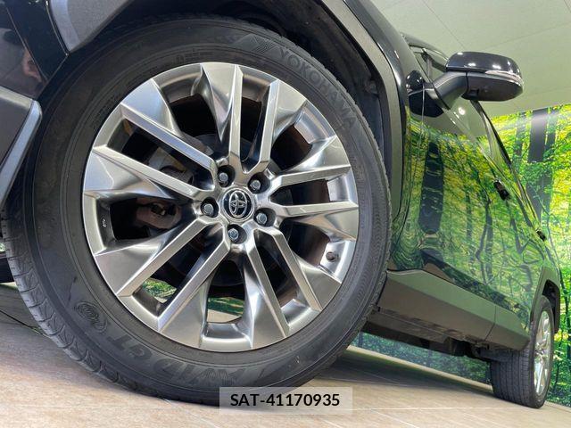 Toyota RAV4 2021-07 8337609-13