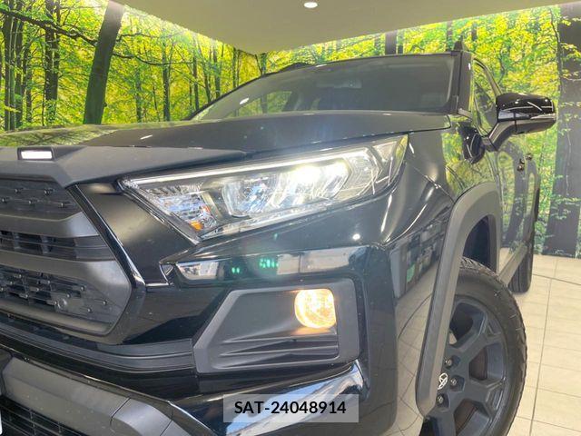 Toyota RAV4 2021-03 8337614-11