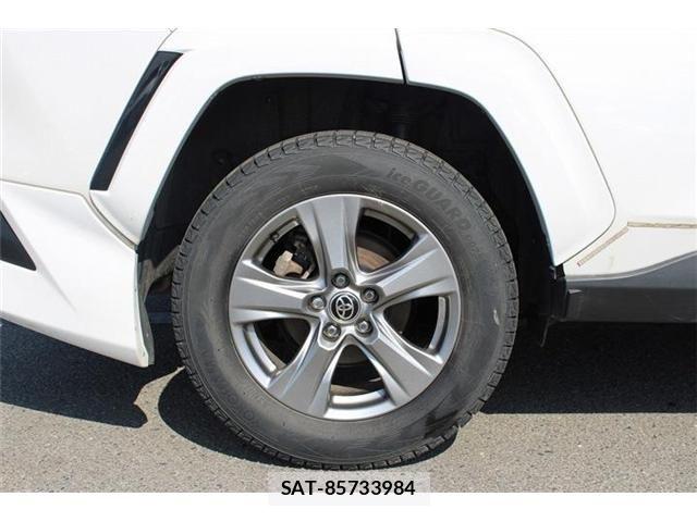 Toyota RAV4 2023-01 8337610-15